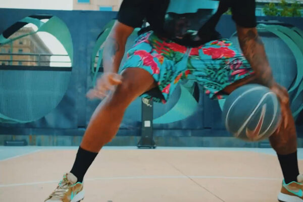 me-vs-me---teaser-1.00_00_21_20 me-vs-me---teaser-1.00_00_21_20